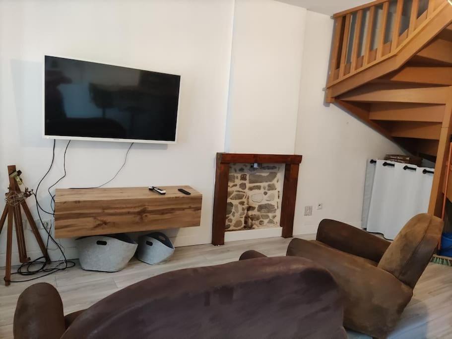 L'Atelier Cosy - Maison De Village Atypique Saint-Georges-d'Esperanche Extérieur photo